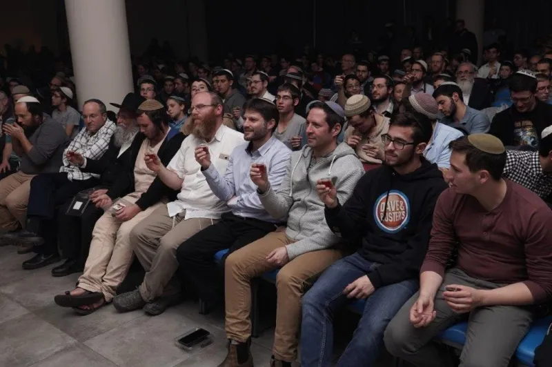 התוועדות ט''ו בשבט הרב יוסיפון צילום הלל מאיר (2)