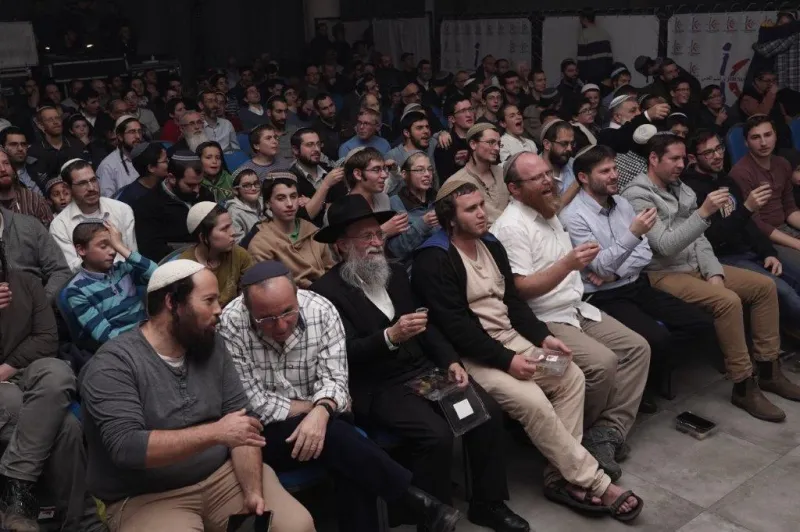 התוועדות ט''ו בשבט הרב יוסיפון צילום הלל מאיר (4)