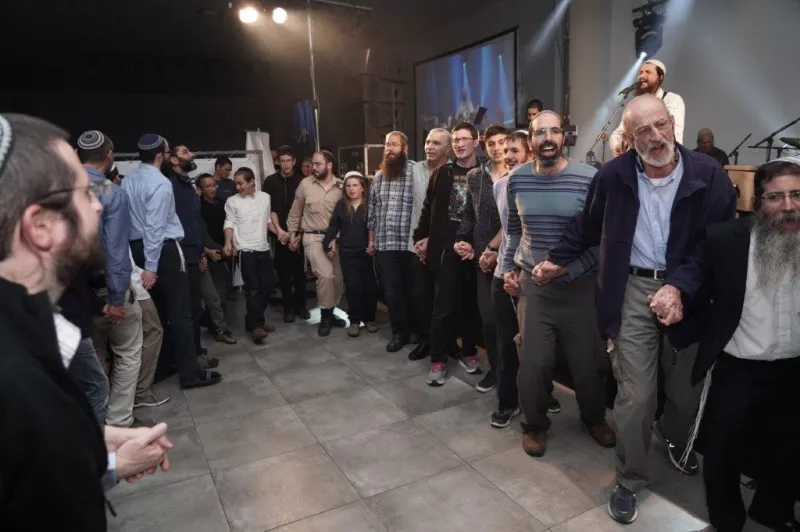 התוועדות ט''ו בשבט הרב יוסיפון צילום הלל מאיר (9)