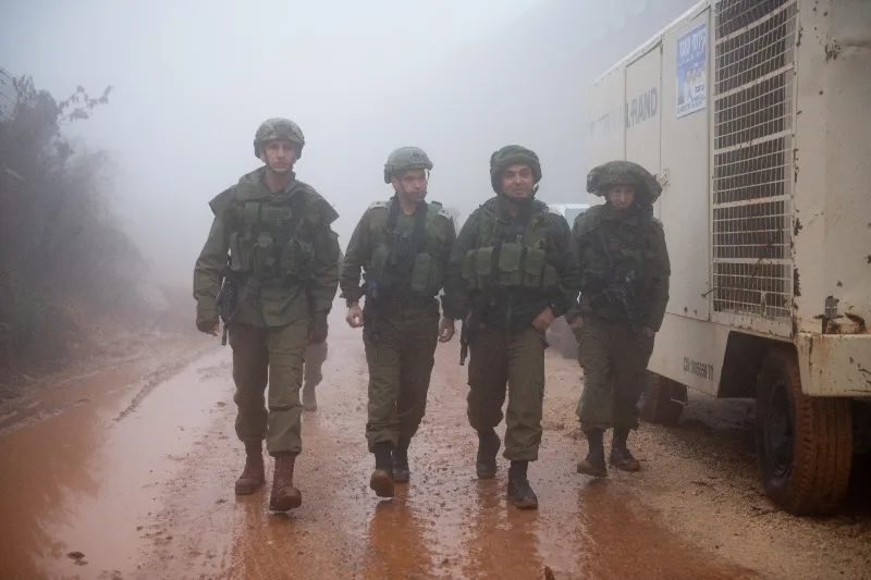 חייליים