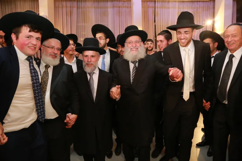 חתונה (1)