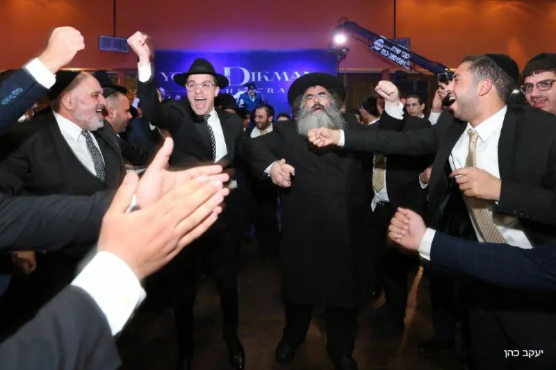 חתונת האדמו''ר רבי יחיאל אבוחצירא צילום יעקב כהן (27)