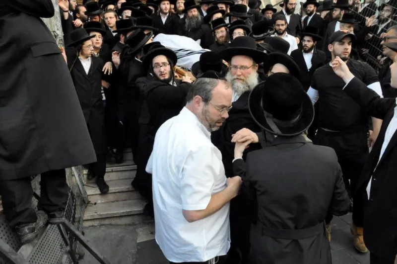 לווית האדמו''ר מקאליב צילום אלקנה קליין (16)