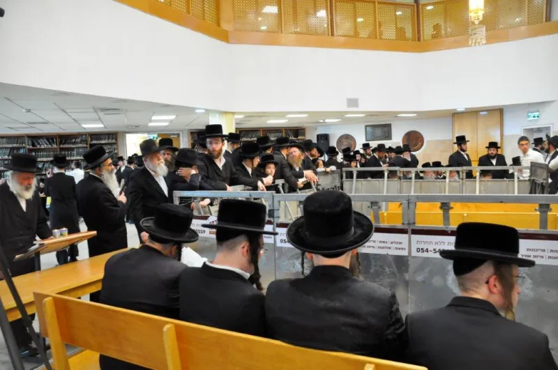 לווית האדמו''ר מקאליב צילום אלקנה קליין (31)
