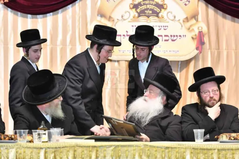 מכנובקא בעלזא אלעד צילום משה גולדשטיין (9)