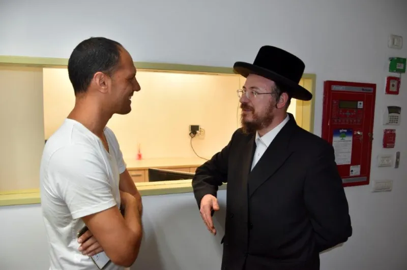 משרדי קהילות צילום בחזית (10)