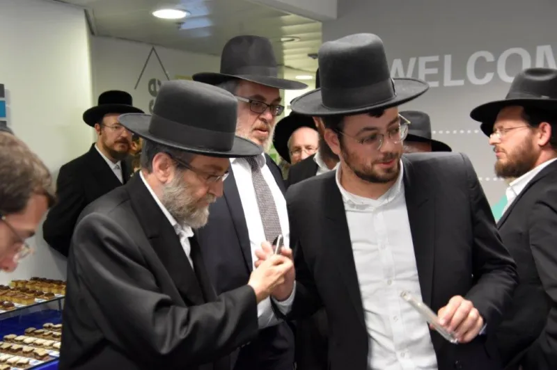 משרדי קהילות צילום בחזית (18)