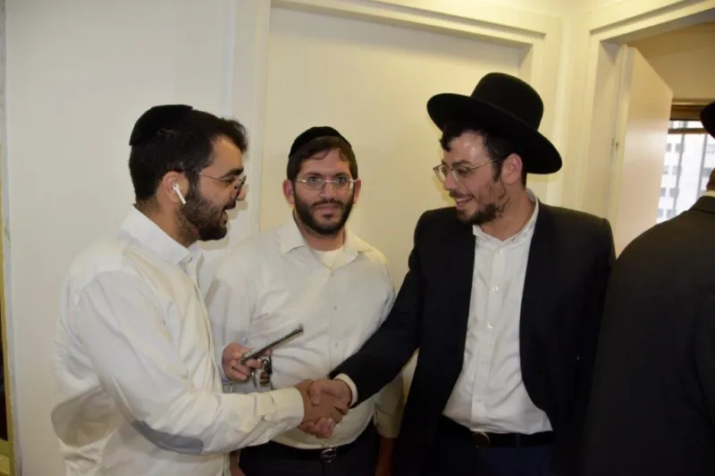 משרדי קהילות צילום בחזית (7)