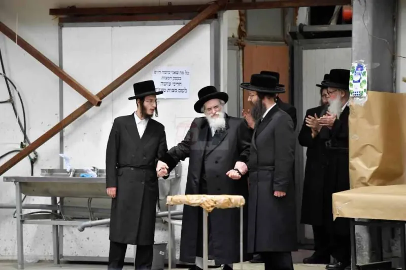 פסח בויז'ניץ צילום יהושע פרוכטר (10)