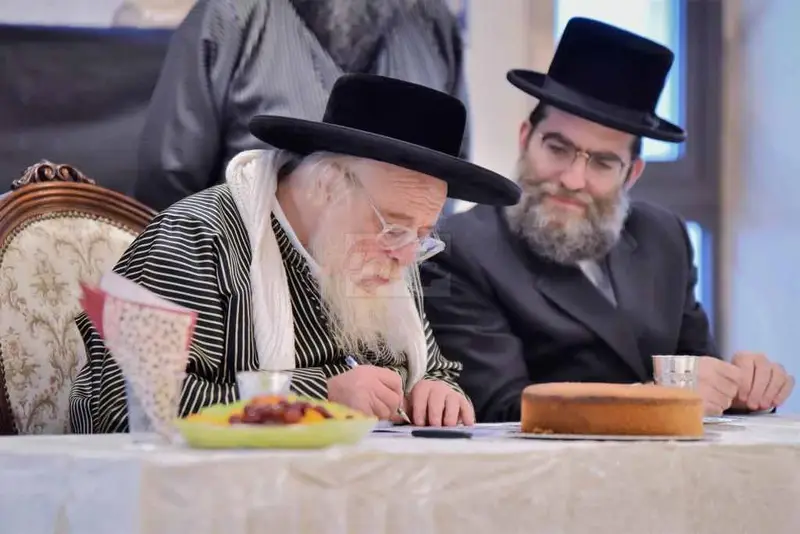 תולדות אהרון צילום יהושע פרוכטר (10)