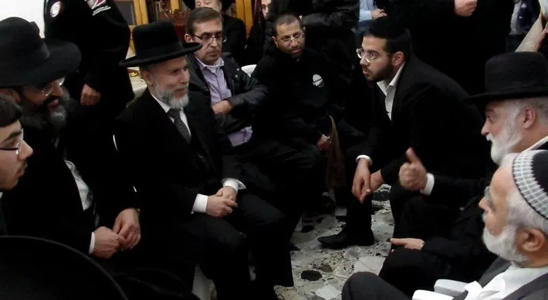 08 ניחום הרב ממן