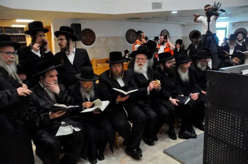 לווית האדמו''ר מקאליב צילום אלקנה קליין (5)