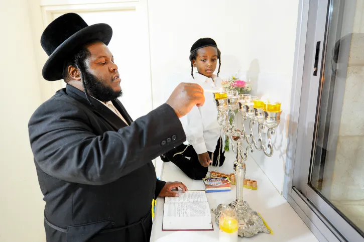 ULTRA ORTHODOX JEWISH RAPPER NISSIM
