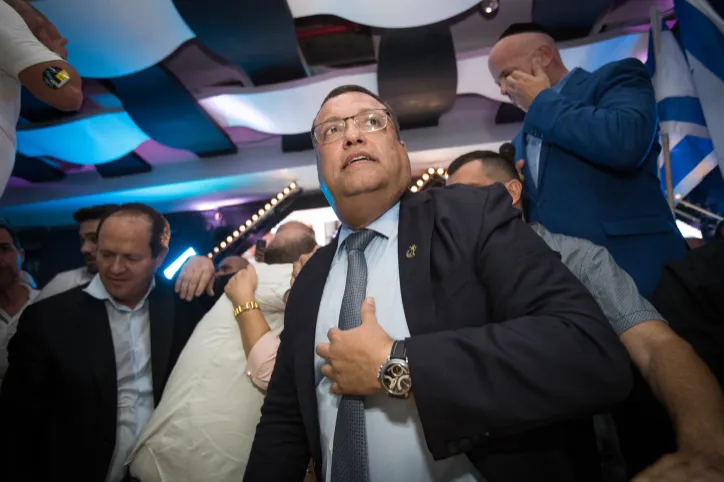 MOSHE LEON