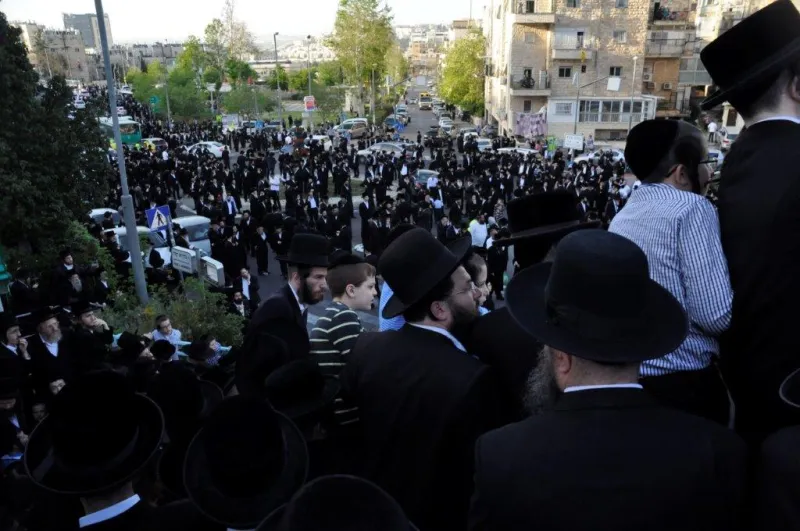 לווית האדמו''ר מקאליב צילום אלקנה קליין (24)