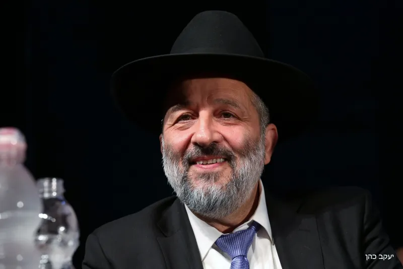 אריה דרעי
