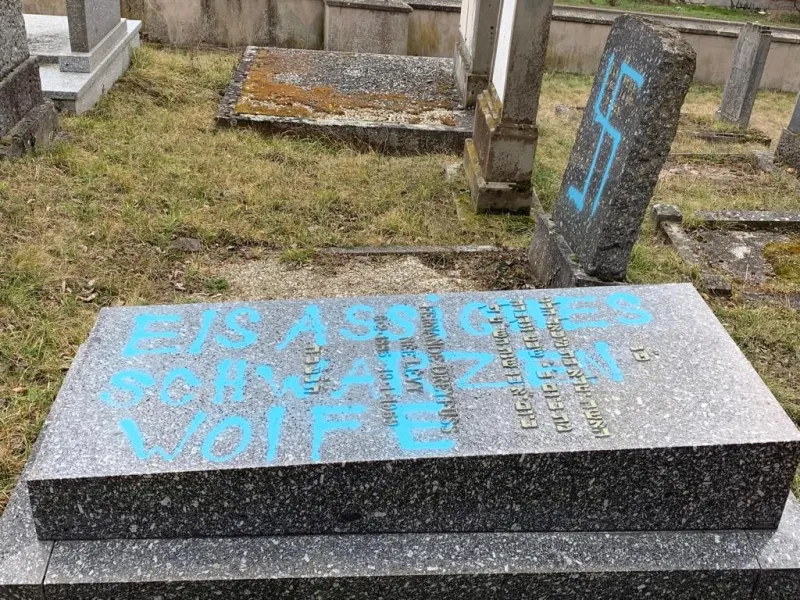 צלבי קרס ליד שטרסבורג