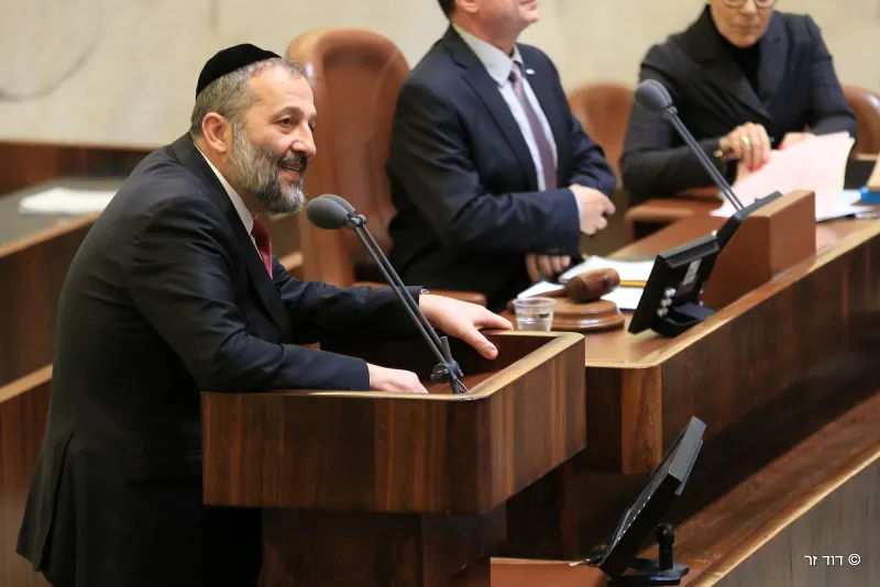 אריה דרעי