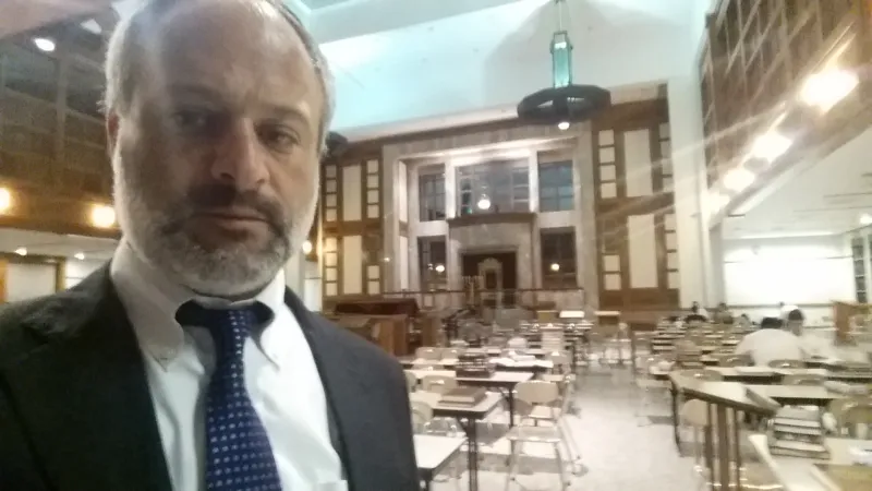 בהיכל ישיבת "רבינו חיים ברלין" בפלטבוש, ניו-יורק