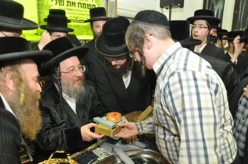 ביאלה, חנוכה יתומים (12)