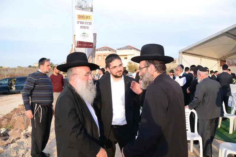 דגל התורה, טבריה (21), גפני, קרליץ