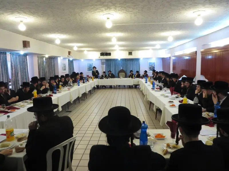 הגרי''י שמרלר רה''כ במרכז התורה - נואם