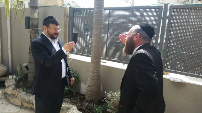 ולדר