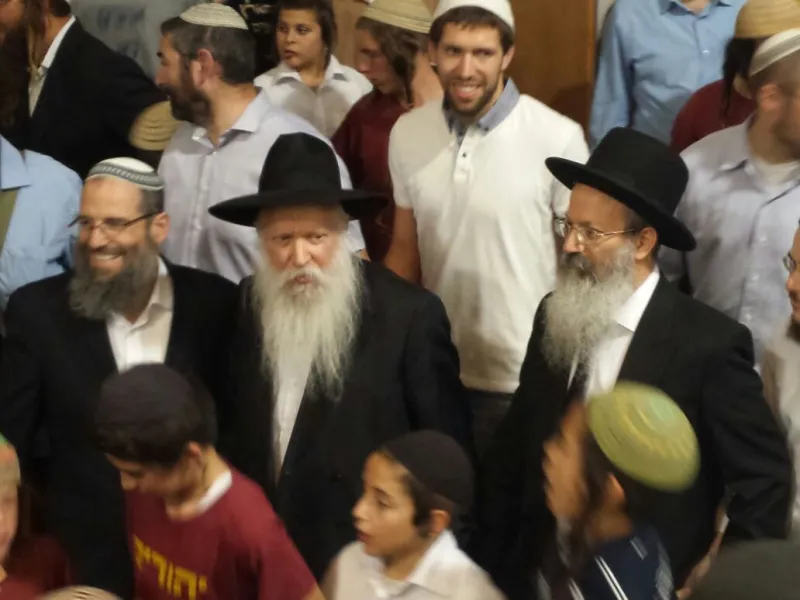 חוזרים לבנה 1
