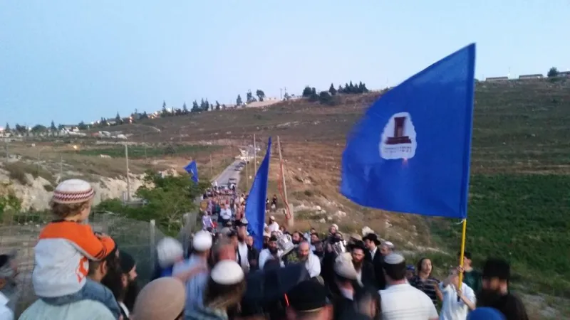 חוזרים למבנה 8 (1)