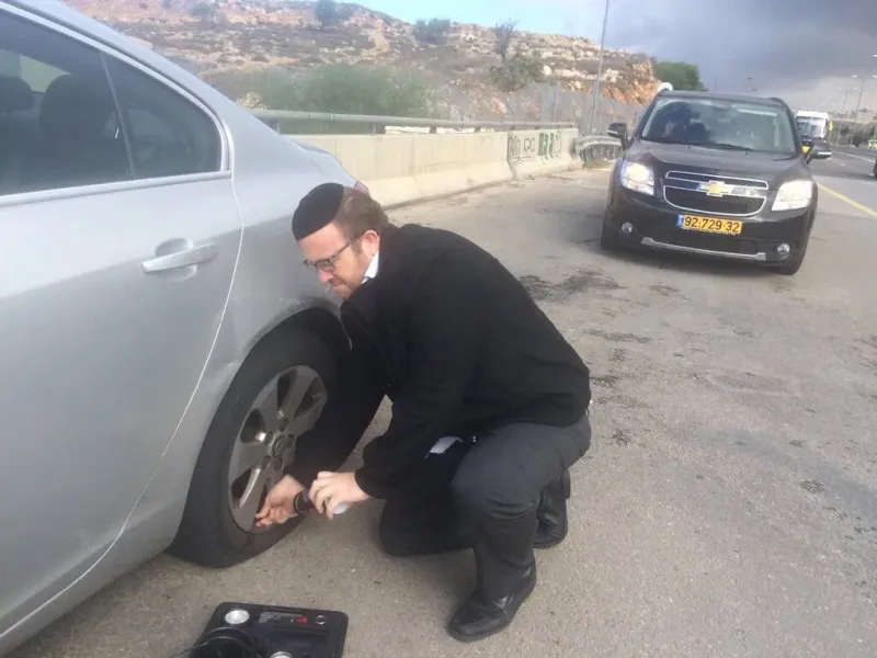 טוקר, רכב גפני