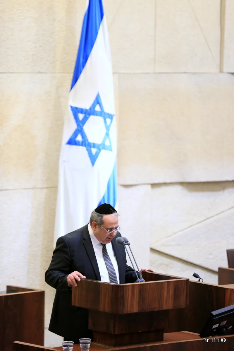 יגאל גואטה (2)