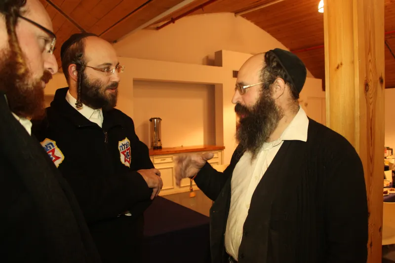 ידידים (1)