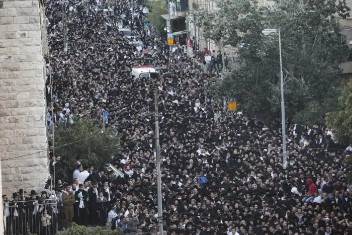 אבי בן ישראל לוויית_הרב_עובדיה_יוסף ויקיפדיה