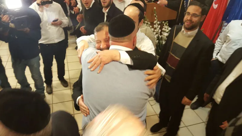 לופוליאנסקי טוקר קול חי (10)