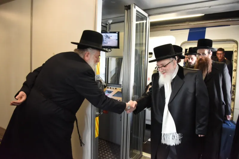 סקווירא בישראל (2)