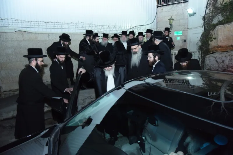 סקווירא בעלזא (16)