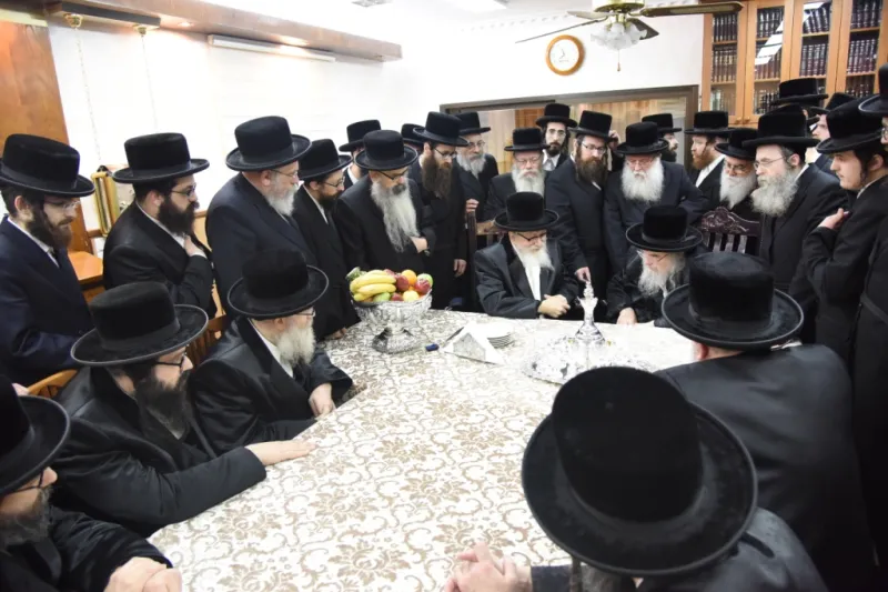 סקווירא בעלזא (2)
