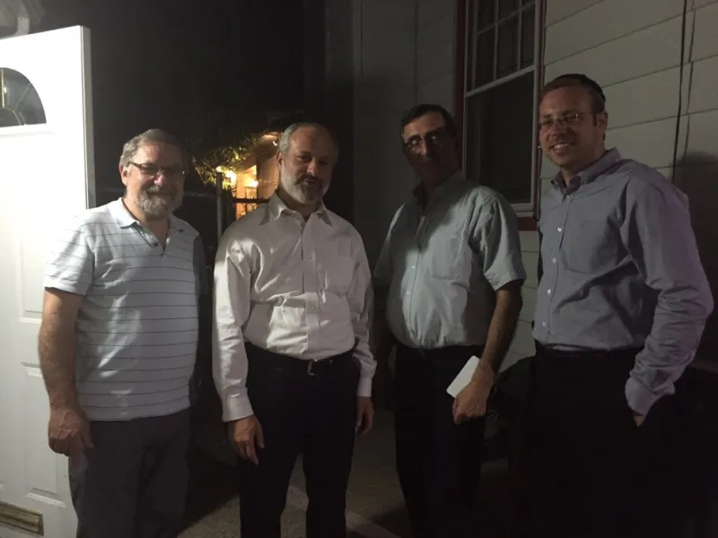עם חברים ומאזינים בניו יורק