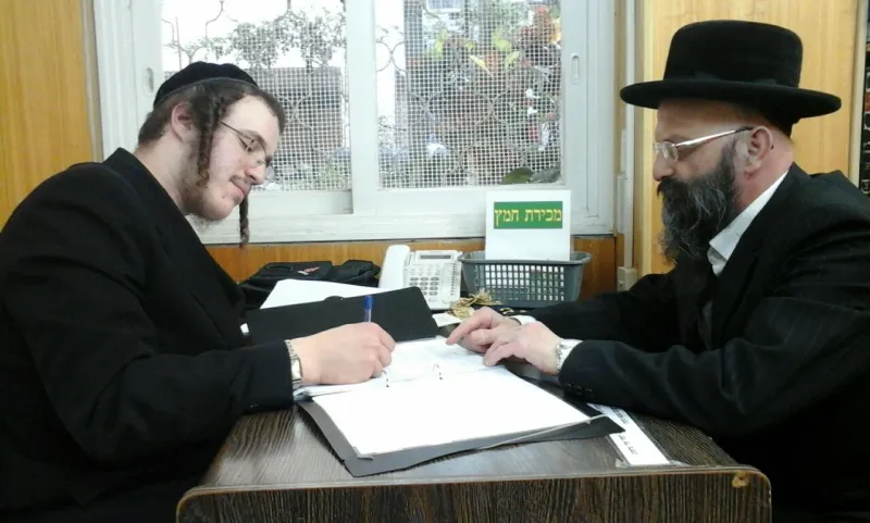שניידר