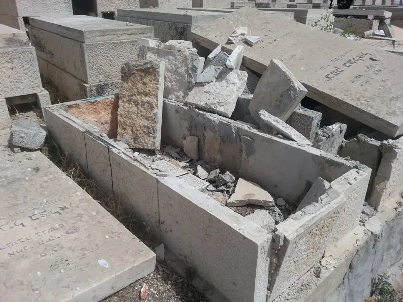 הר הזיתים מצבה מצבות הרס 