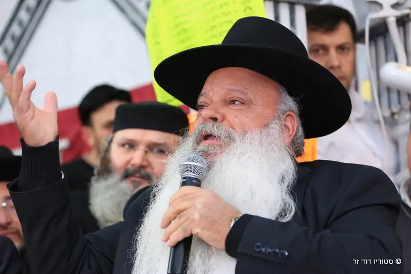 דניאל זר דוד זר