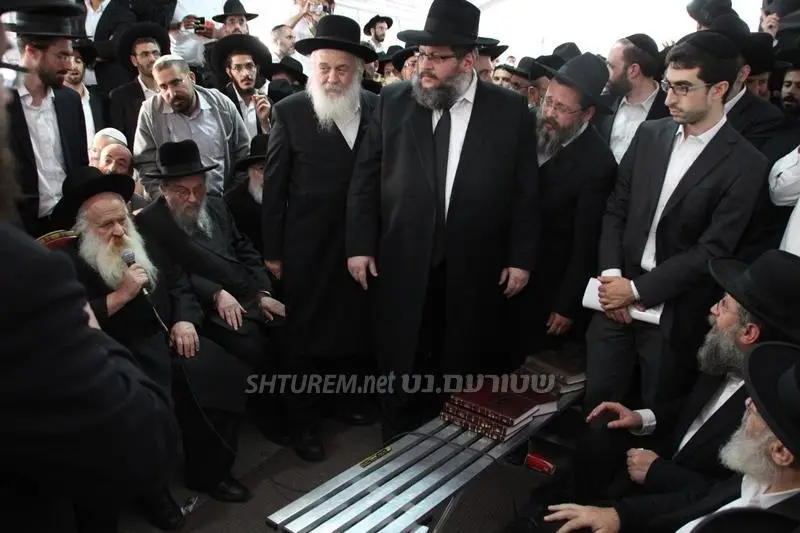 בניחום בני מרן הגר''ע יוסף