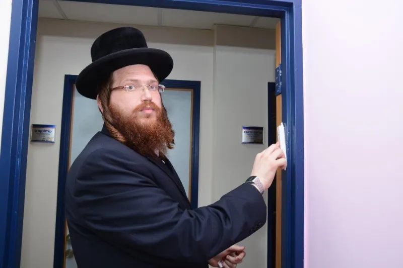 פרץ אברמוביץ