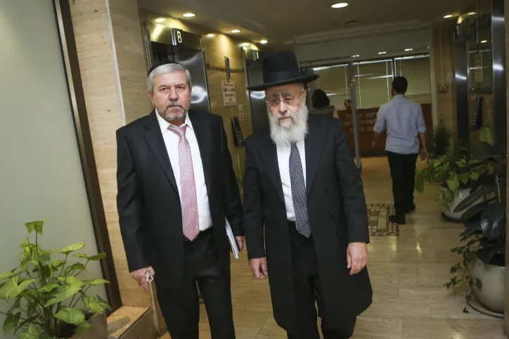 הרב יצחק יוסף, ועדה למינוי דיינים