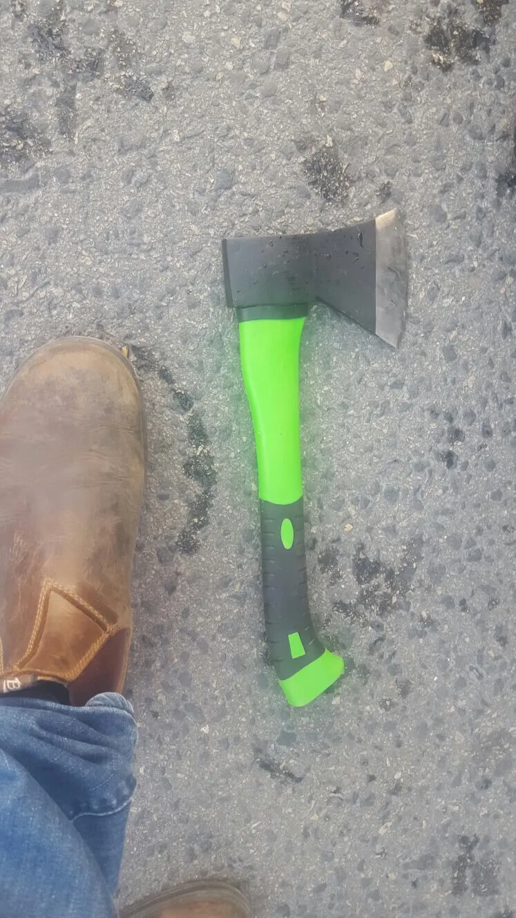 גרזן פיגוע