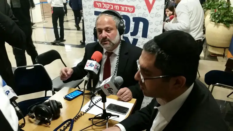 גואל בצלאל קאהן ועקנין