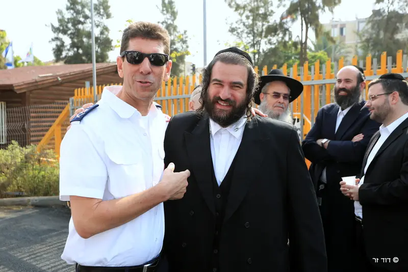 אלי בין שלומוביץ דוד זר