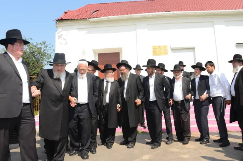 resized_בוולוזין ובקבר בעל הנפש החיים (5)