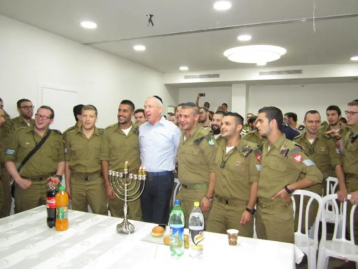 גלנט צילום: אבי פישר, עמותת הנח"ל החרדי צה''ל 