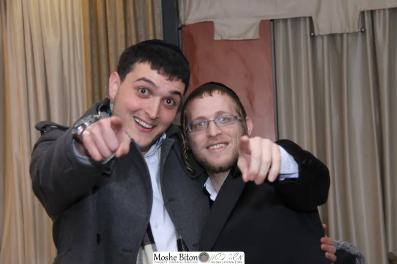 אירוסין מוישי רוט (104)